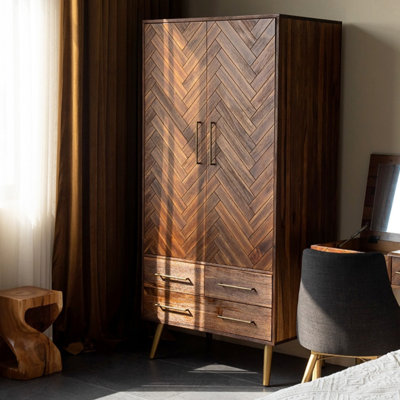 Garde-robe rétro, moderne et simple