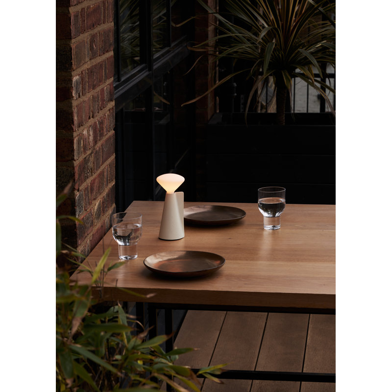 Mantle Desk Table Lamp Set, Cream