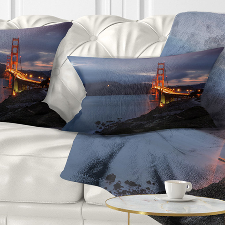 Coussin Golden Gate avec éclairage de nuit - Pier & Bridge, 12 po x 20 po, Coussin lombaire