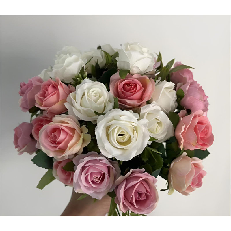 Arrangement de roses, Blanc / rouge / mauve