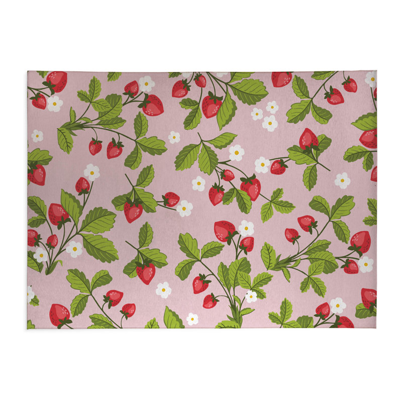 Tapis à lessive léger et antidérapant Strawberries, 49 "L x 6 "H, Pink Abstract