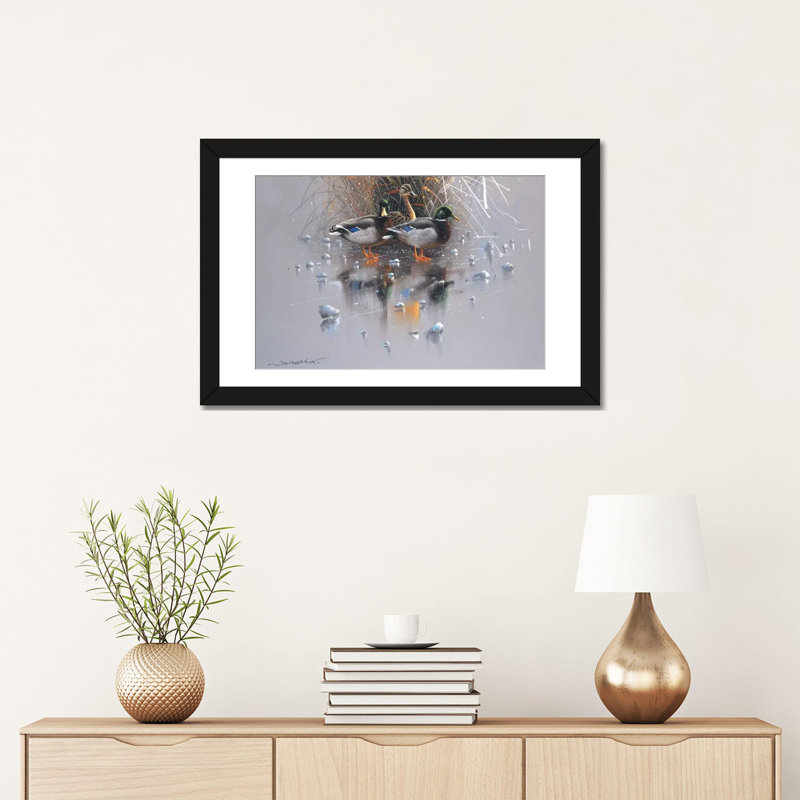« three ducks », impression sur toile, Papier d'art encadré noir, Blanc, H 24 po x l 32 po x P 1 po