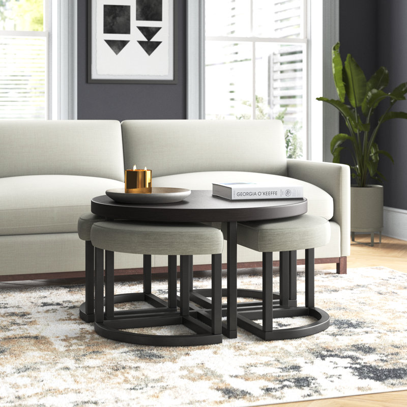 Table basse ronde 36 po avec 4 tabourets Stannos, Bois brun foncé