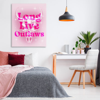 Glam Long Live Outlaws, conception de Lil 'Rue