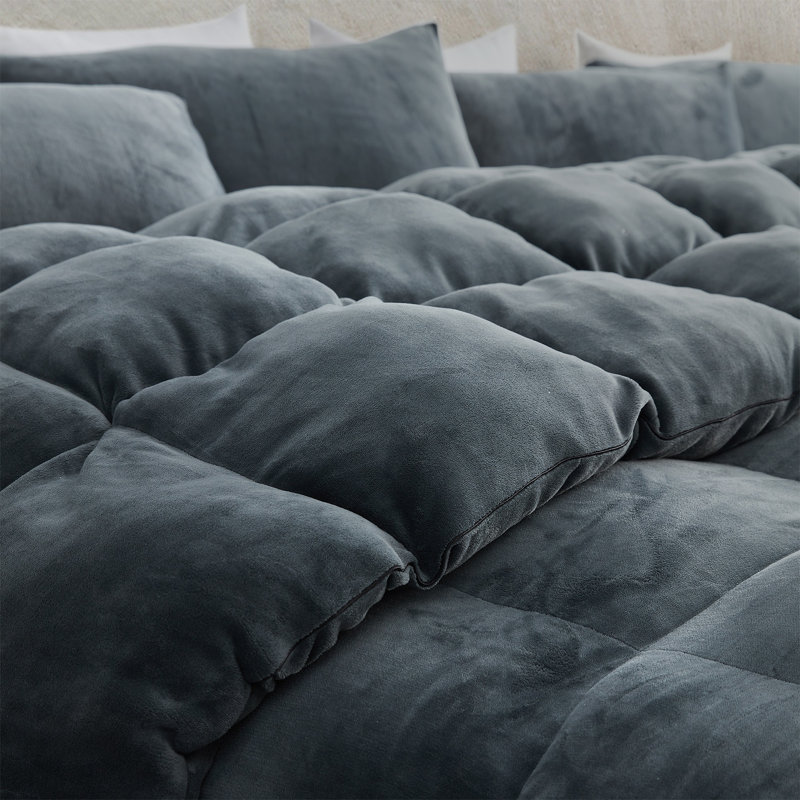 Thickest Comas Inducer Wow It's Thick Comforter Set, Alaskan King Comforter + 4 King Shams, Moss Gray