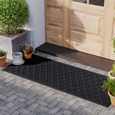 WaterHog® Argyle 22 in. x 60 in. Indoor Outdoor Runner Doormat