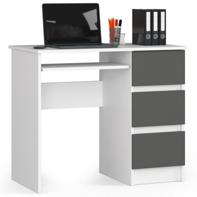 Souad Desk