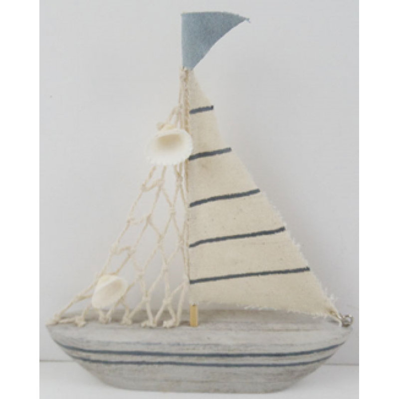 Figurine de voilier en bois