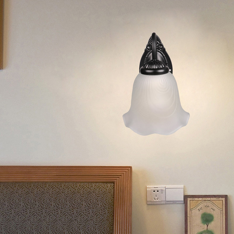 Ian Armed Sconce