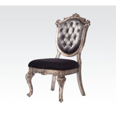 2 chaises grises pour la salle à manger - dossier à boutons, siège en tissu noir, fabrication en bois de platine antique avec finition latérale, arrière en soie confortable