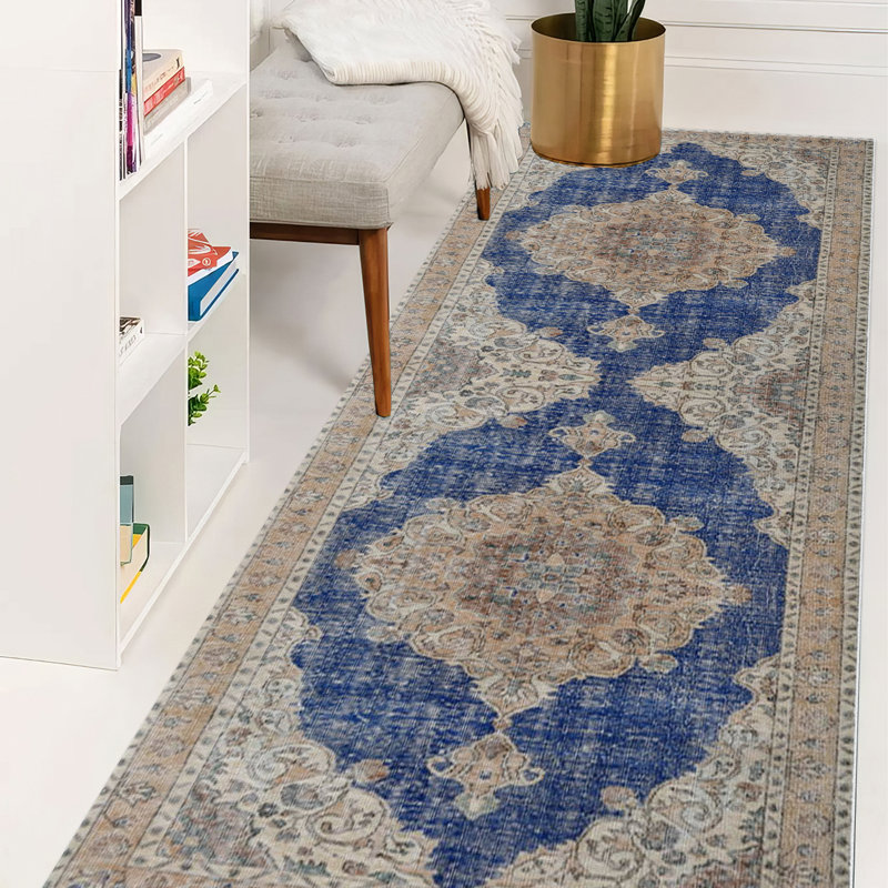 Soft Pile Printed Rug with Subtle Geometric Patterns for a Sophisticated Touch to Any Living Space or Bedroom