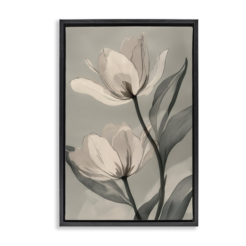 Cadre flottant monochrome en forme de bouton de fleurs de magnolia, design par Annabelle Hall, H 31 po x l 21 po