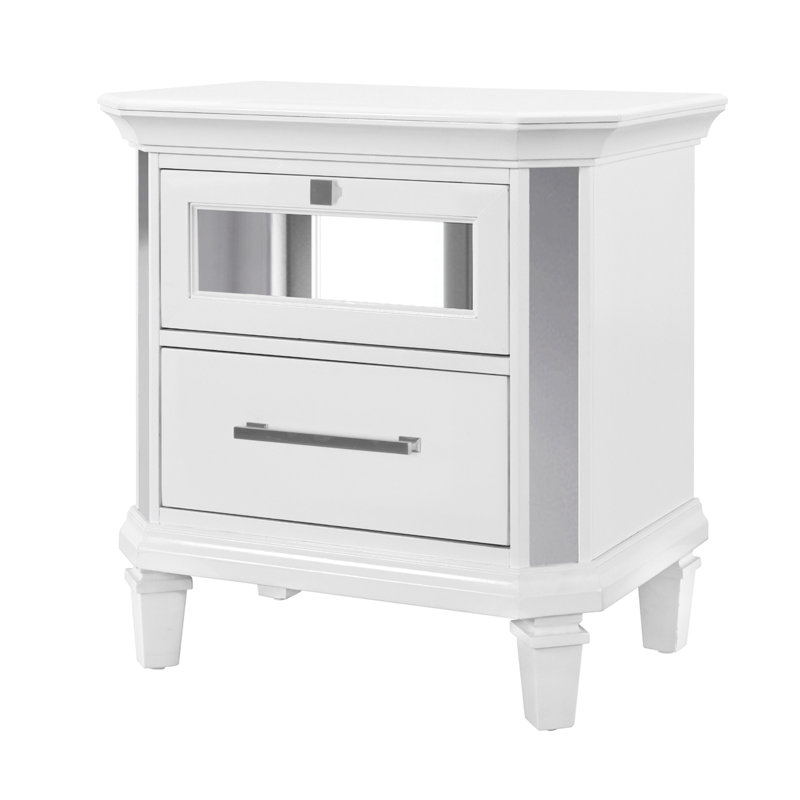 Table de chevet contemporaine blanche avec détails en miroir et élégance de chambre à coucher