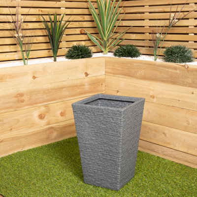Strade Pot Planter