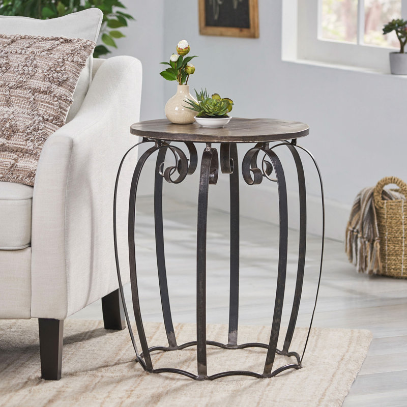 Table de bout cadrée