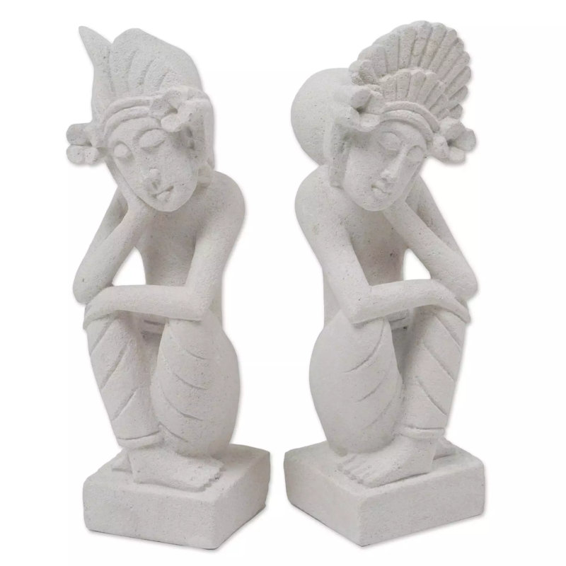 Figurines & Sculptures