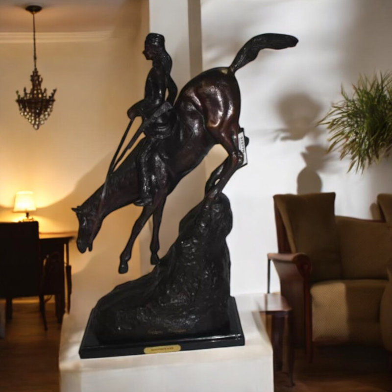 Statue homme de montagne en bronze par Frederic Remington, statue de trappeur Madalena Frontier, l 20 po x l 8 po x H 27 po