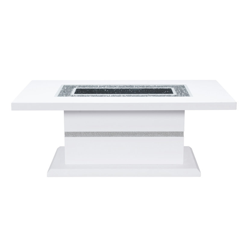 Table basse moderne avec détails scintillants