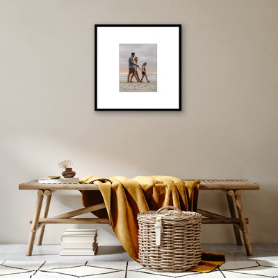 Cadre photo 24 x 24 Americanflat - Utiliser comme cadre 11 x 14 avec passe-partout ou cadre 24 x 24 sans passe-partout - Cadre photo fin avec plexiglas - noir