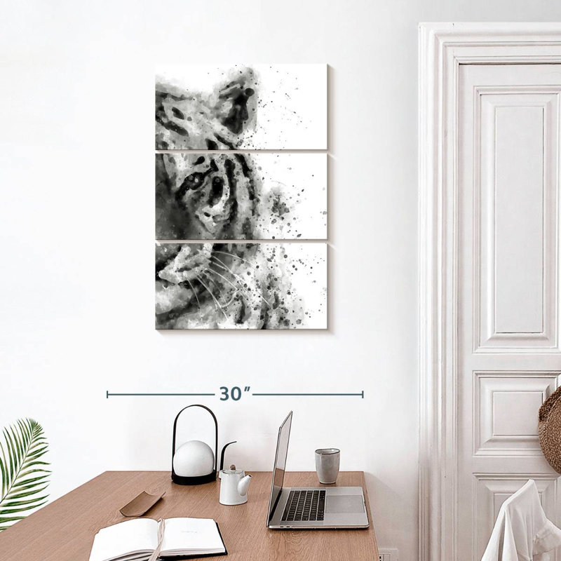 Brampt Tiger At Attention, 32" H x 20" W