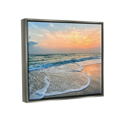 «Vast Panoramic Beach Layered Waves» par Mary Lou, photographie sur toile à cadre flottant
