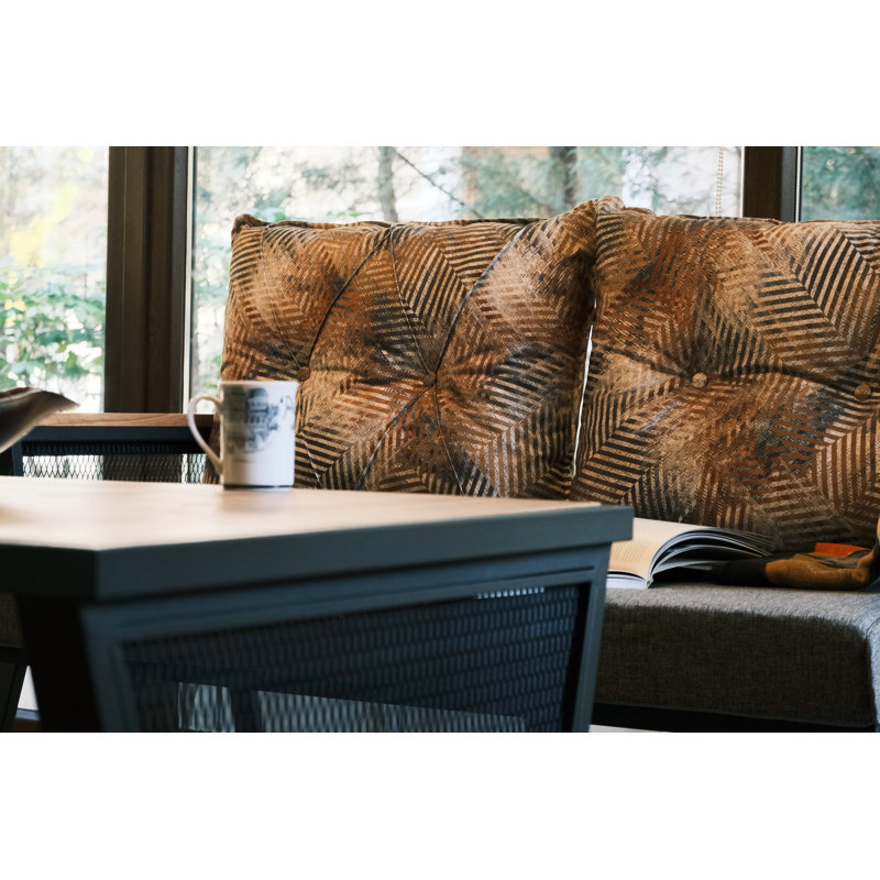 Valovi Outdoor Table Set