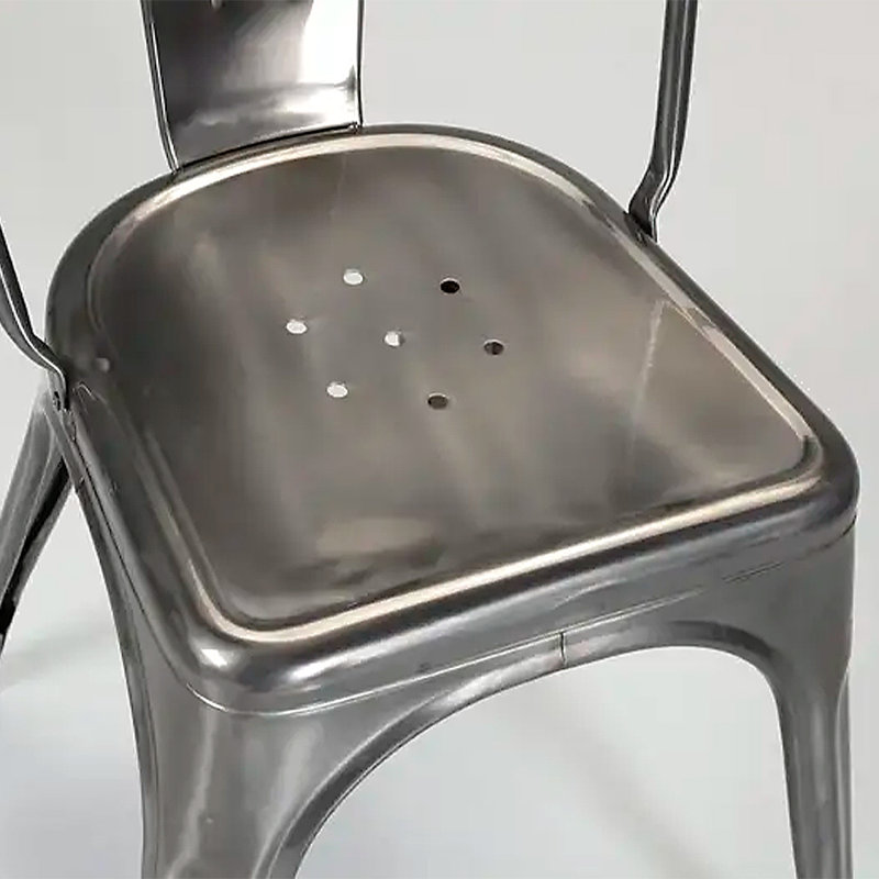 Chaise d’appoint empilable avec dossier à lattes Toupin, Noir patiné