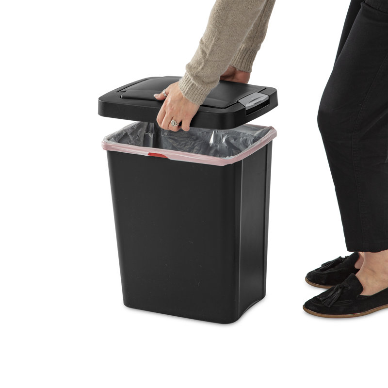 Sterilite 8 Gallon Touch Top Trash Can (Set of 4) 