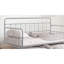 Lit de jour simple en métal avec lit gigogne, finition contemporaine argentée, conception complète, structure en tuyau, finition prête pour le matelas, style 1pc, structure inspirée