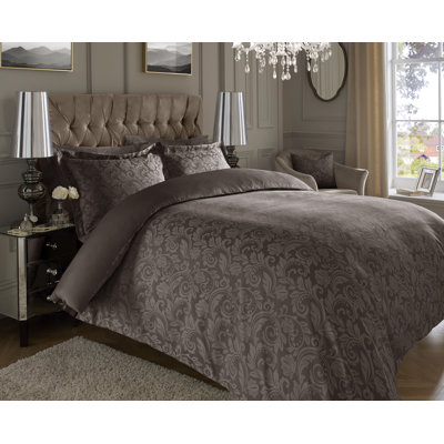 Dillsboro Damask Duvet Cover Set with Pillowcases