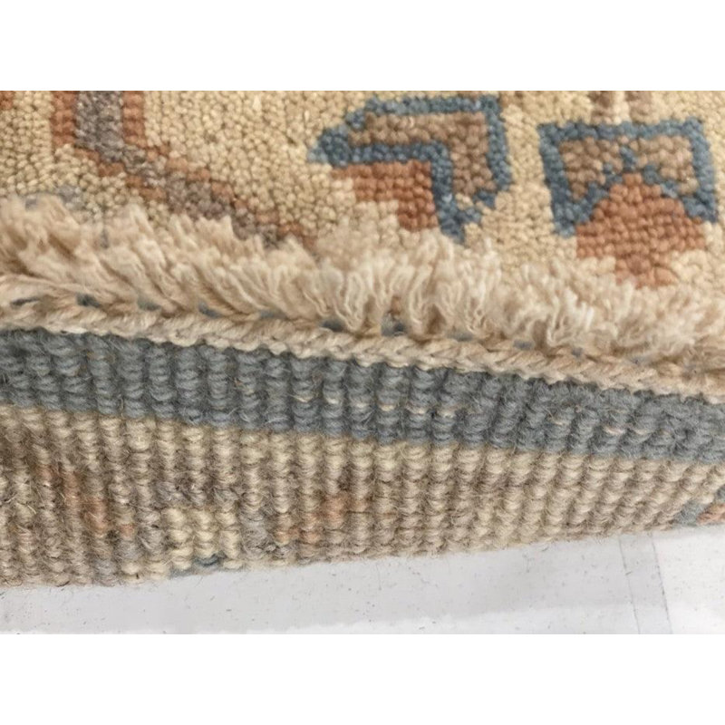 Saphyre Oriental Area Rug in Blue