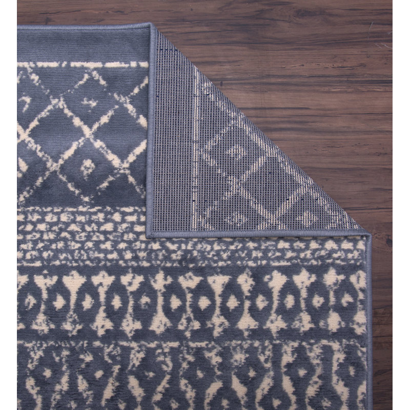 Tousignant Indoor Rug, Rectangle 5' x 7'