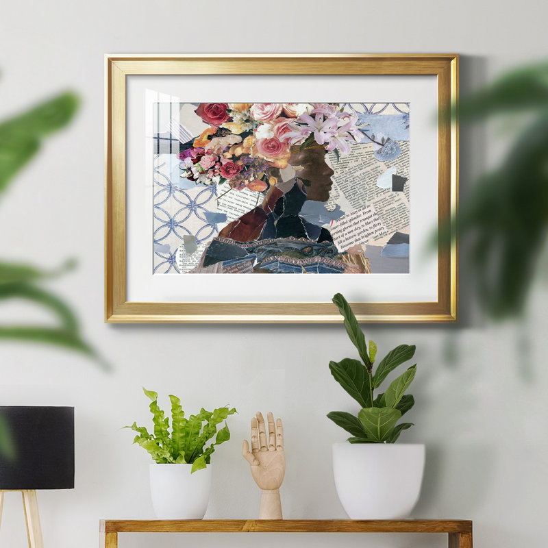 Contemplation I - impression encadrée, Or, H 26,5 po x l 36,5 po x P 1,5 po