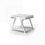 Table de bout contemporaine blanche avec structure chromée et finition ultrabrillante - peu encombrante et facile à nettoyer