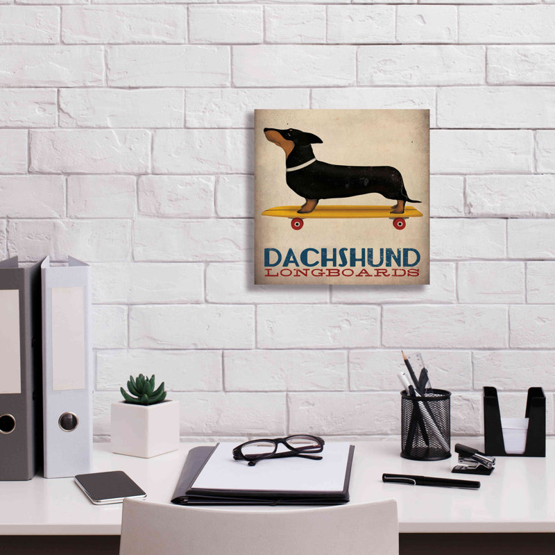 «Dachshund Longboard» par Ryan Fowler, H 12 po x l 12 po x P 0,75 po
