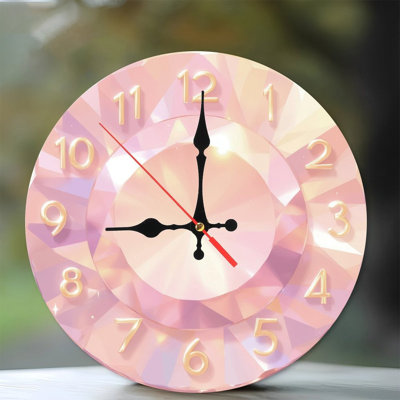 Horloge rose en cristal avec chiffres