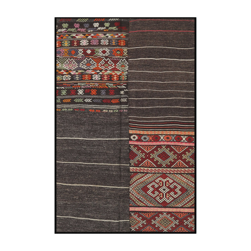 Tapis contemporain noir / rouge, Rectangle 5 pi x 7 pi