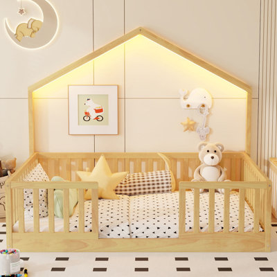 Lit double pleine grandeur avec rails de sécurité, lit Montessori en bois avec éclairage à DEL intégré pour enfants, lit pour enfant à profil bas pour un sommeil autonome, naturel