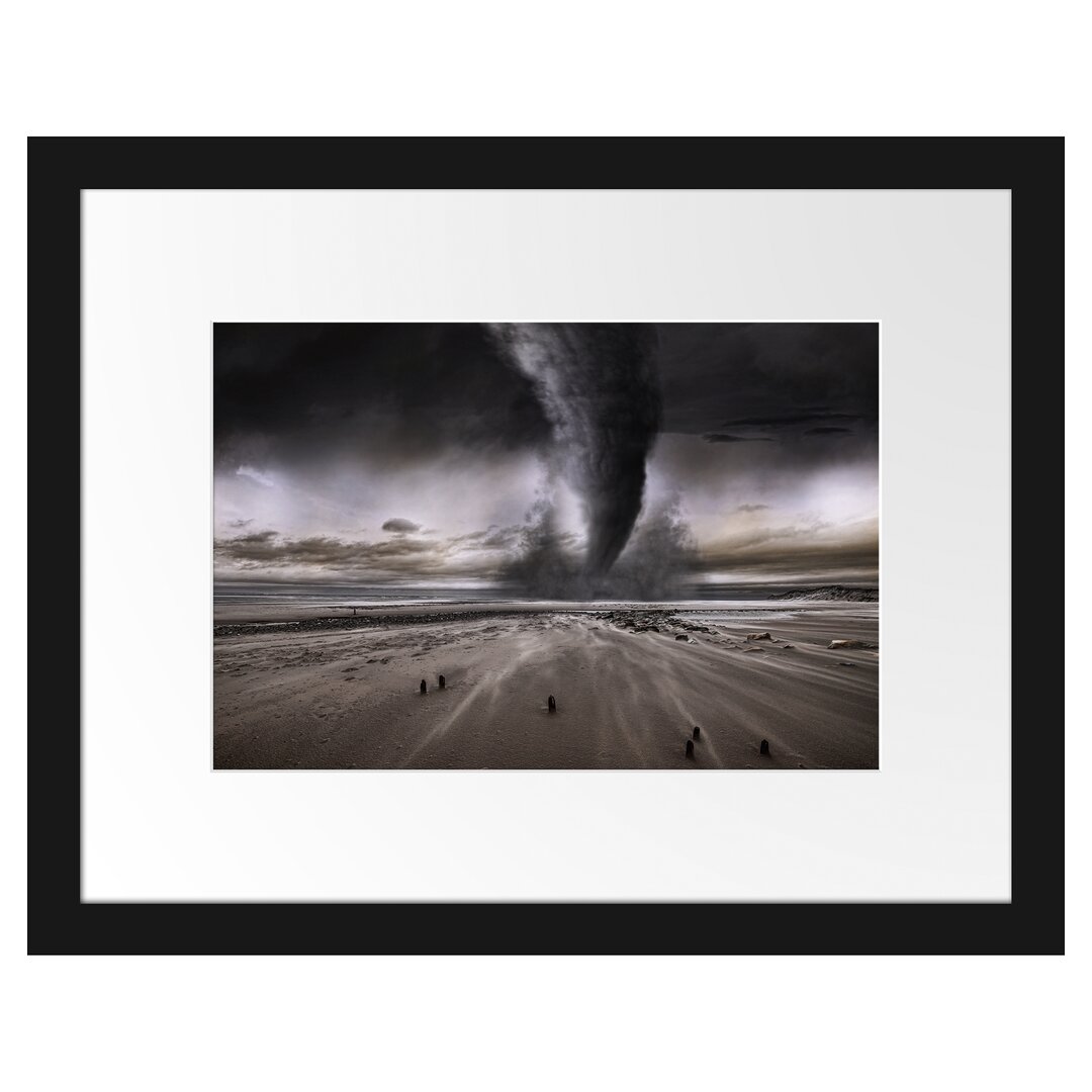 Gerahmtes Poster Dramatischer Tornado