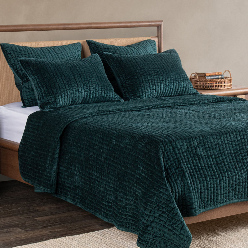 Bari Velvet Rayon Queen Quilt, Queen Quilt, Emerald Green