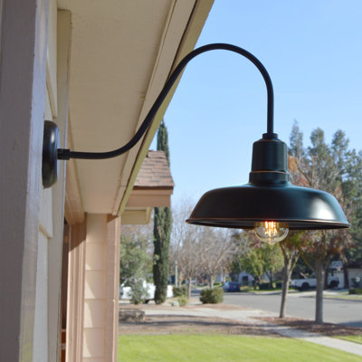 Échantillon de lumière de grange d'extérieur