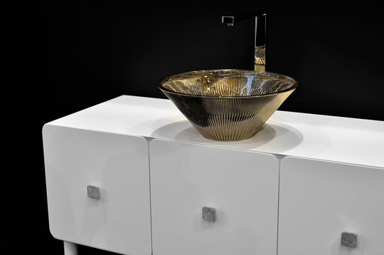15.7'' L Bathroom Sink, Metal Platinum