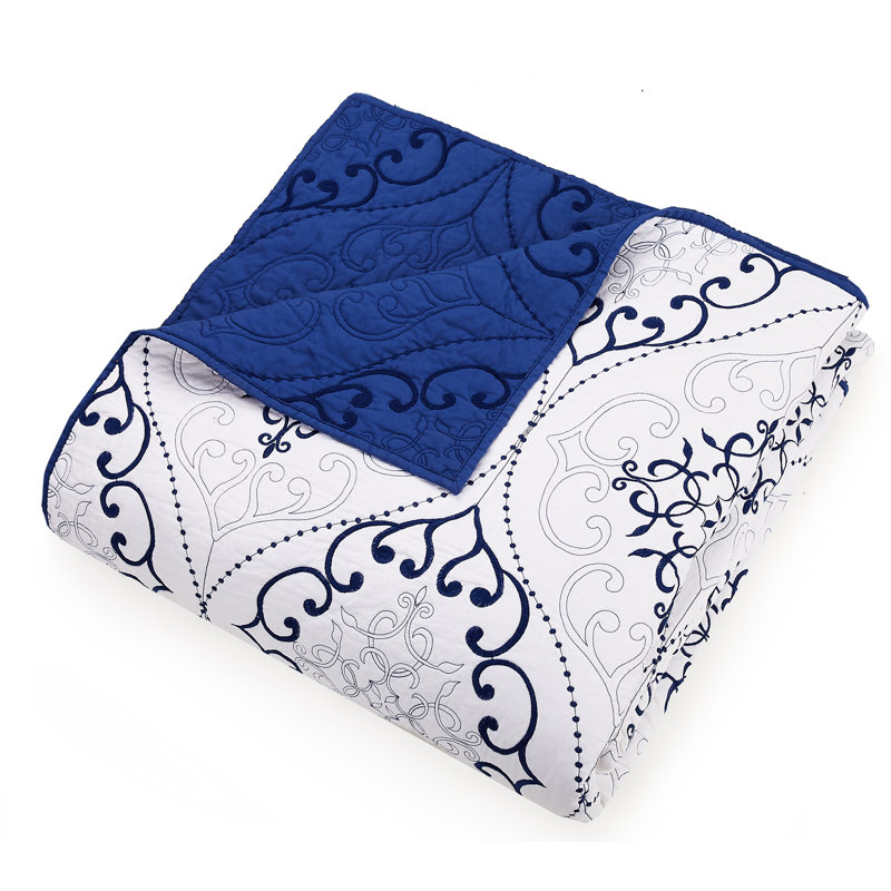 Navy and White Cotton Reversible Full Quilt Set