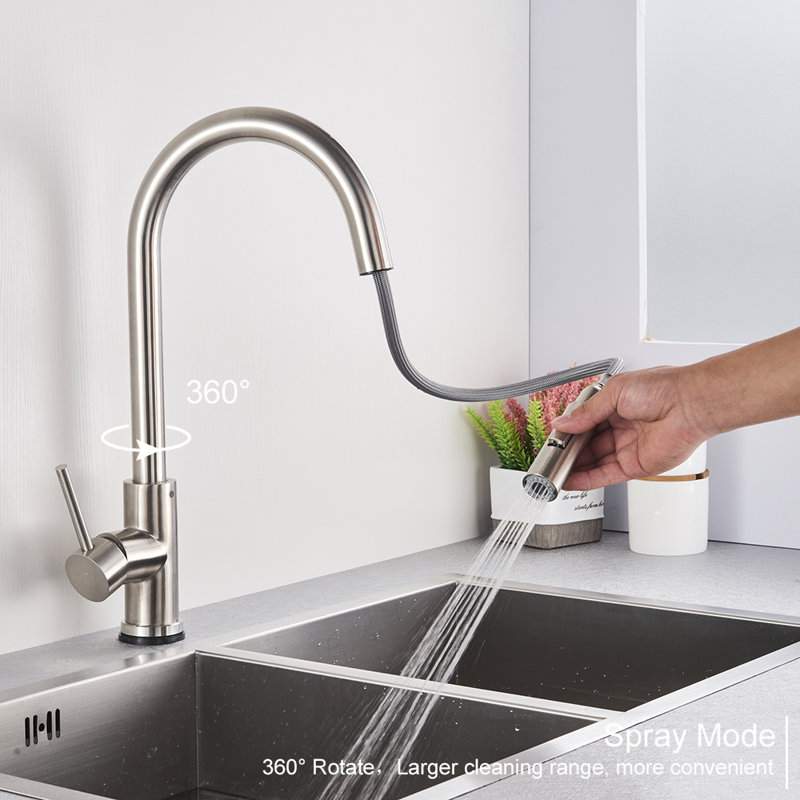 Robinet de cuisine rétractable à poignée simple avec accessoires