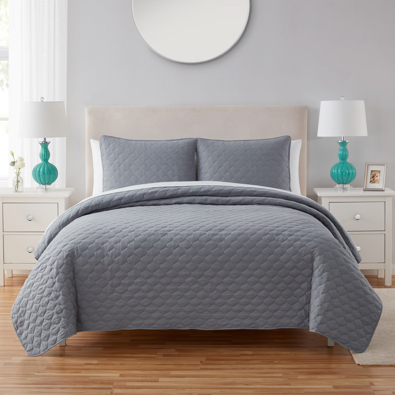 Microfiber 3 Piece Quilt Set, King Quilt + 2 King Shams, Charcoal