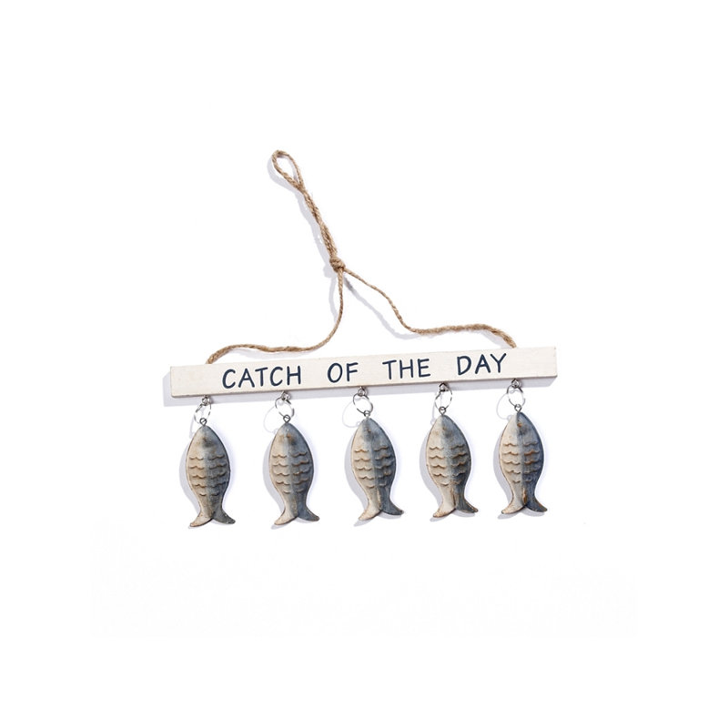 Décoration murale poisson suspendu en bois