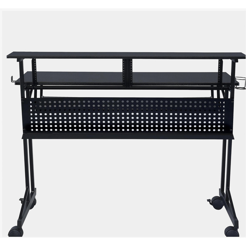 Bureau de studio noir avec plateau pour clavier