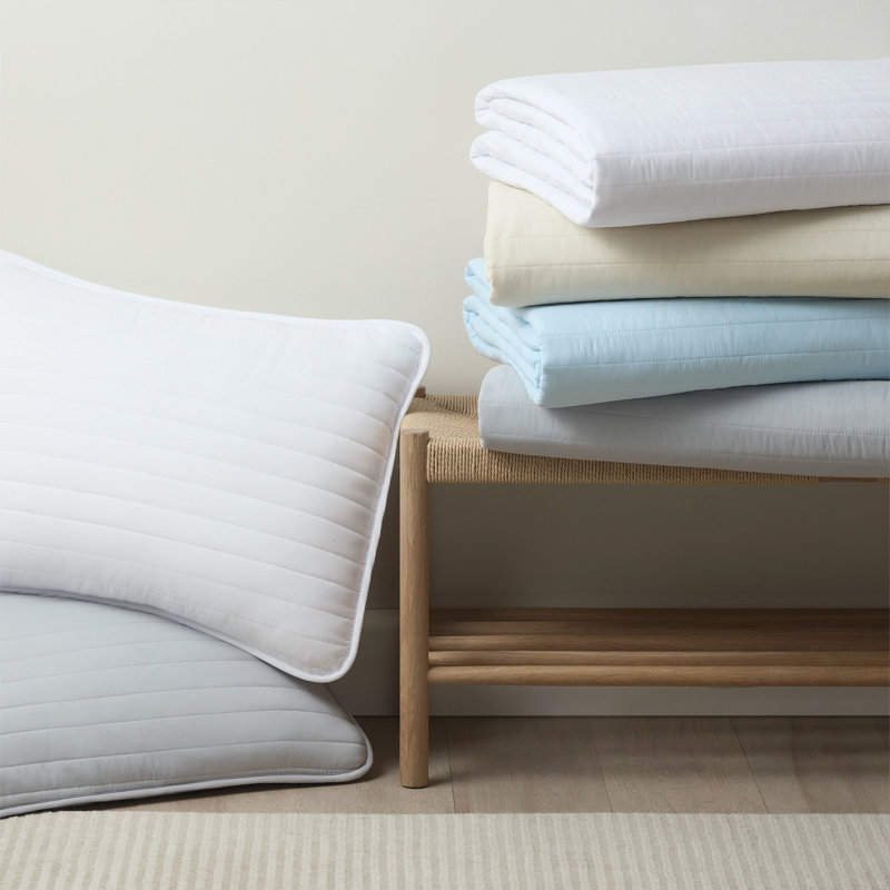 Host & Home Soft Brushed Lightweight Microfiber Quilt Set, White, King Quilt + 2 Shams
