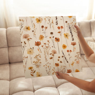 Motif floral d'automne avec fleurs sauvages