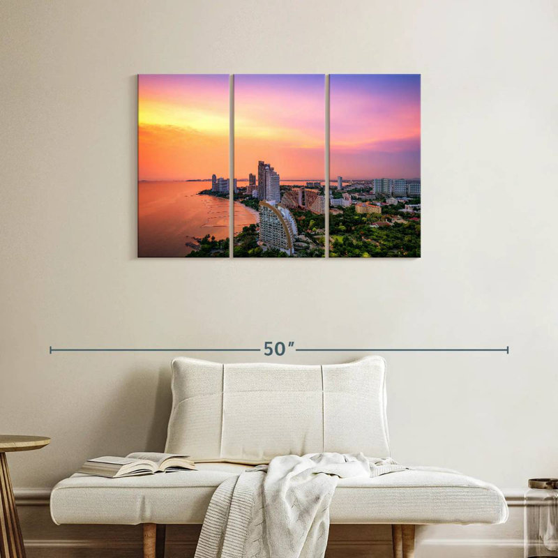 Rorry Pattaya City Waterfront, 24" H x 38" W